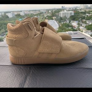 adidas Tubular Invader Strap Linen Khaki size 13